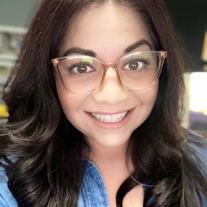 Meet your Posher, Veronica